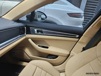2023 Porsche Panamera VIN:
