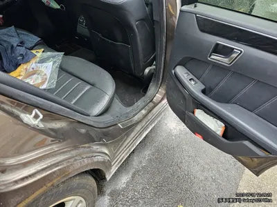 2014 Mercedes-Benz E 220 VIN: