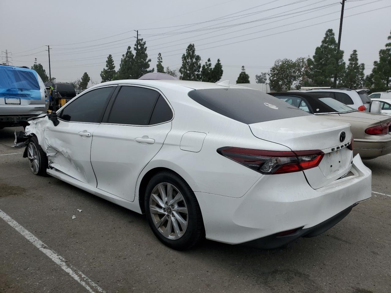 2022 TOYOTA CAMRY LE VIN:4T1C11AK1NU072384