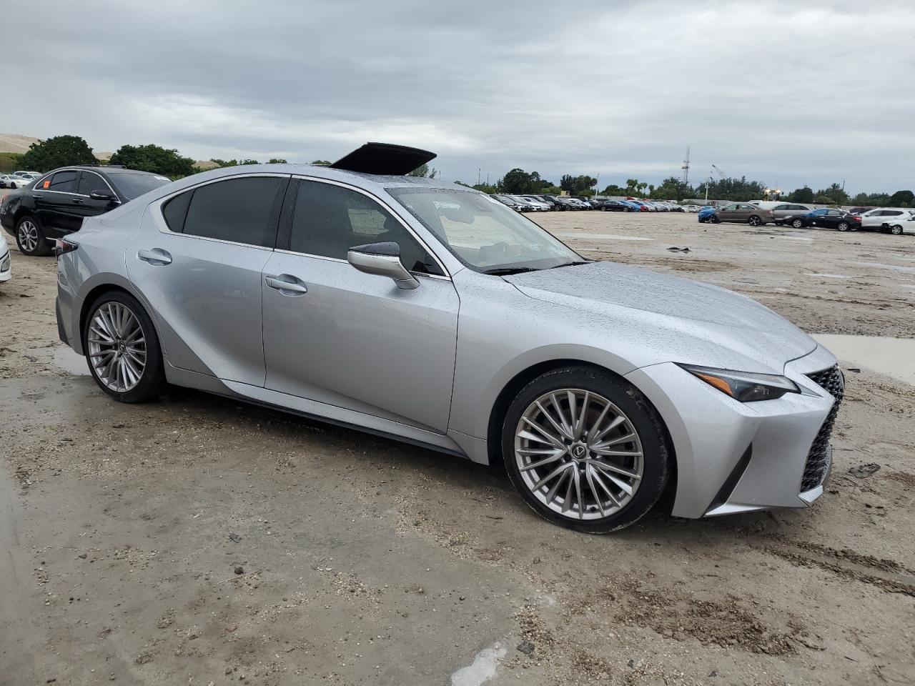 2024 LEXUS IS 300 VIN:JTHDA1D29R5130695