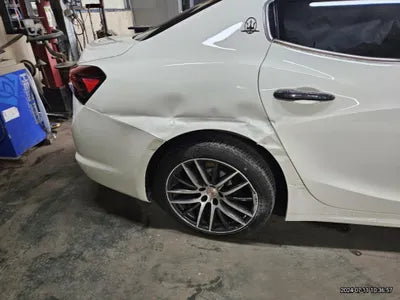 2019 Maserati Ghibli VIN: