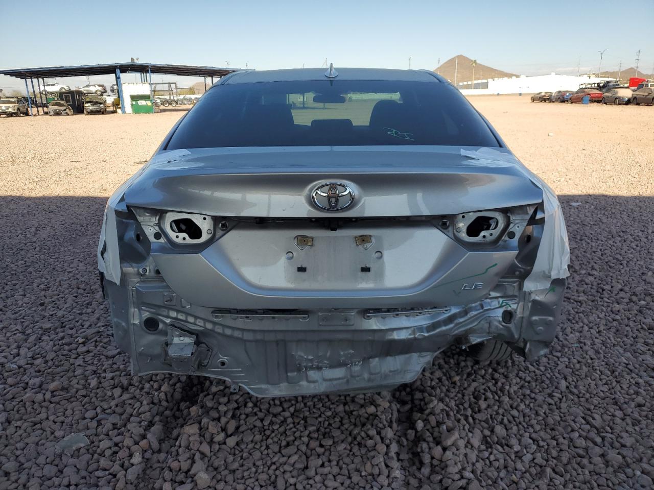 2022 TOYOTA CAMRY LE VIN:4T1C11AK1NU671737