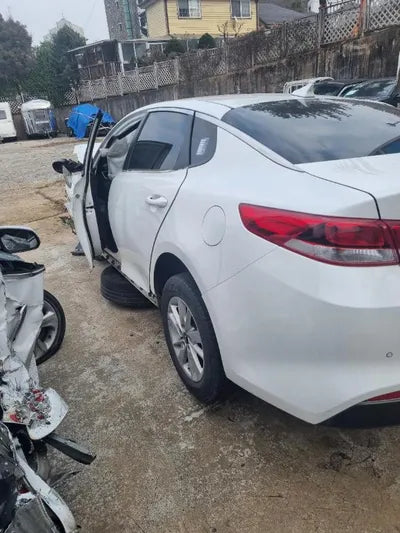 2016 Kia K5 VIN: