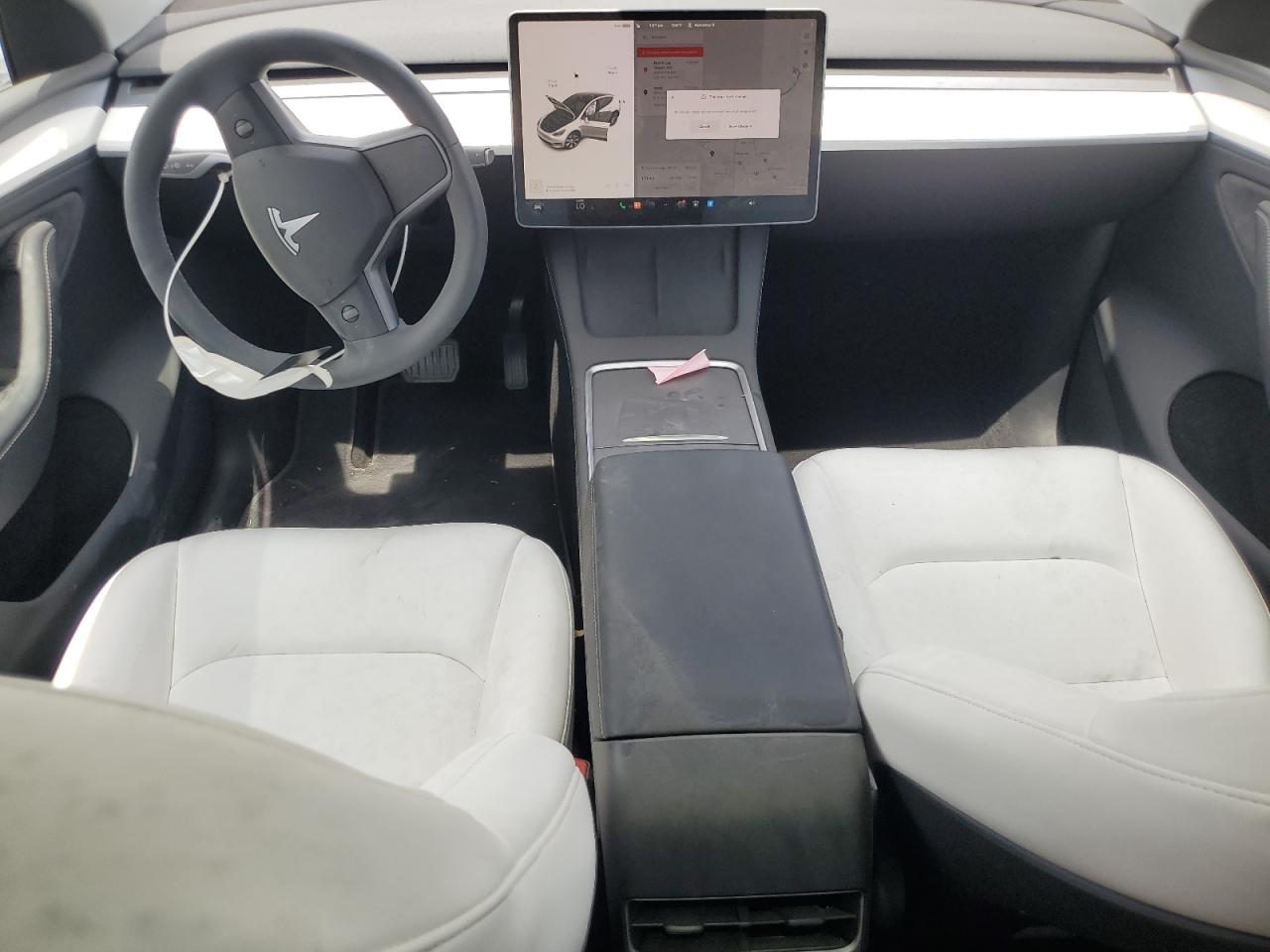 2024 TESLA MODEL Y  VIN:7SAYGDEE5RA256739