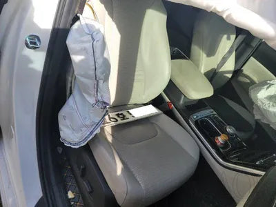 2021 Kia Carnival KNANE81BBMS068076 VIN:KNANE81BBMS068076