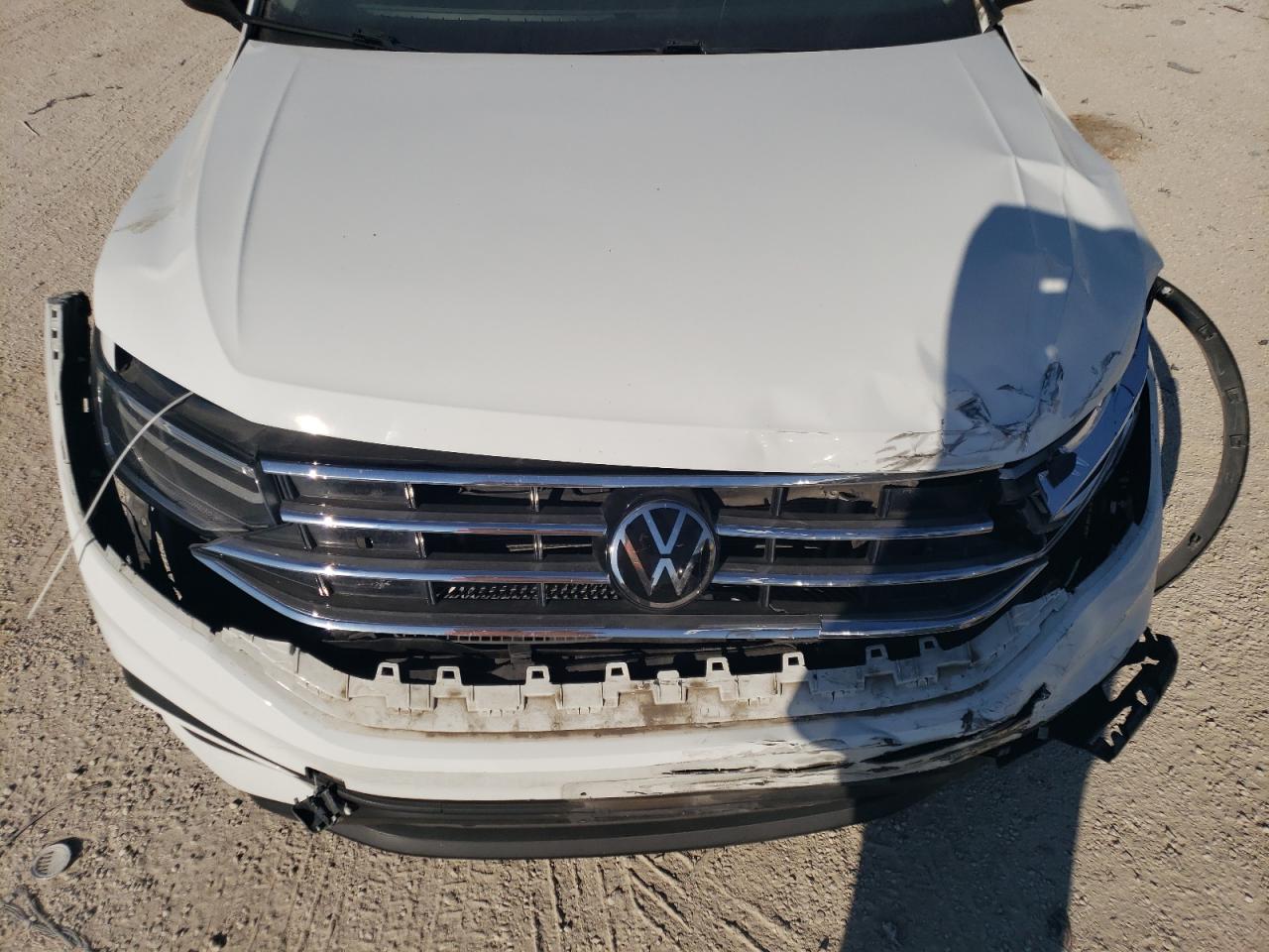 2022 VOLKSWAGEN TIGUAN SE VIN:3VV3B7AX3NM085076