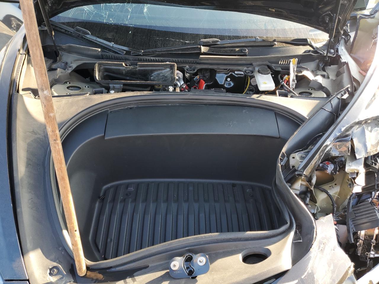 2024 TESLA MODEL 3  VIN:5YJ3E1EA9RF728680