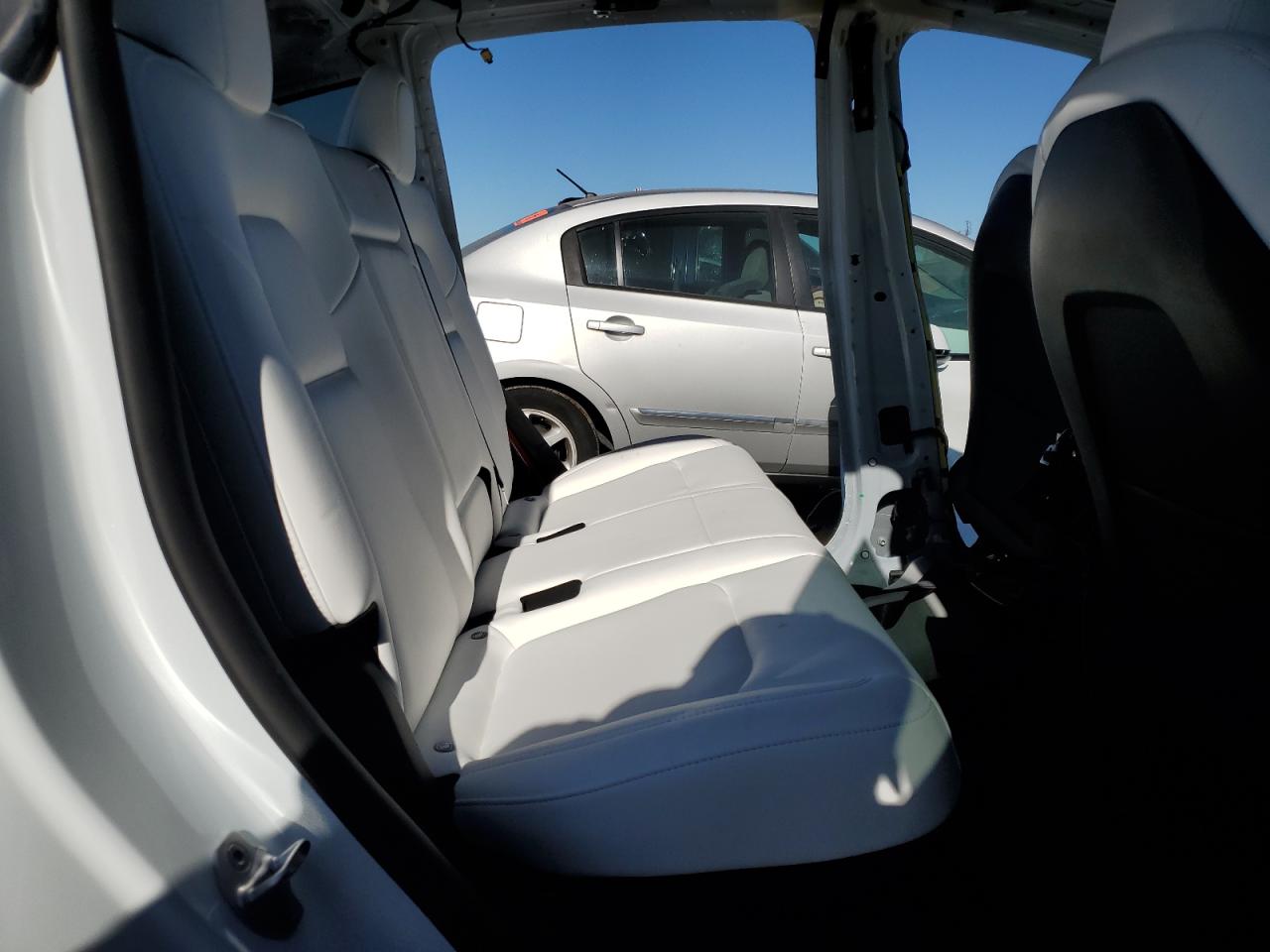 2022 TESLA MODEL Y  VIN:7SAYGDEE8NF515804