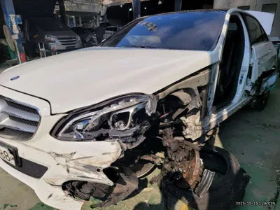 2015 Mercedes-Benz E 250 108KMWDDHF9HB0FB1 VIN:108KMWDDHF9HB0FB1