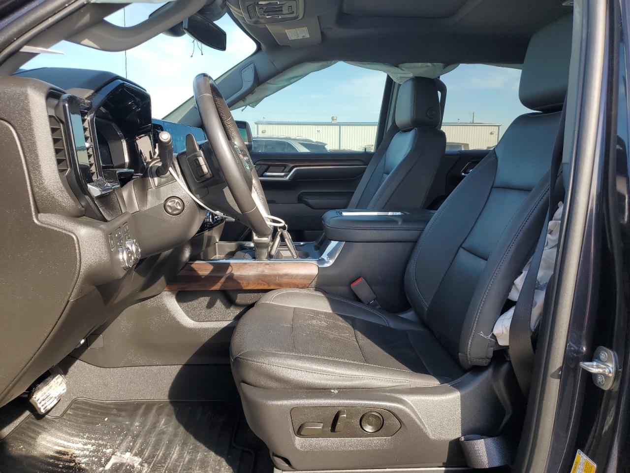 2022 GMC SIERRA K1500 SLT VIN:1GTUUDED1NZ645588