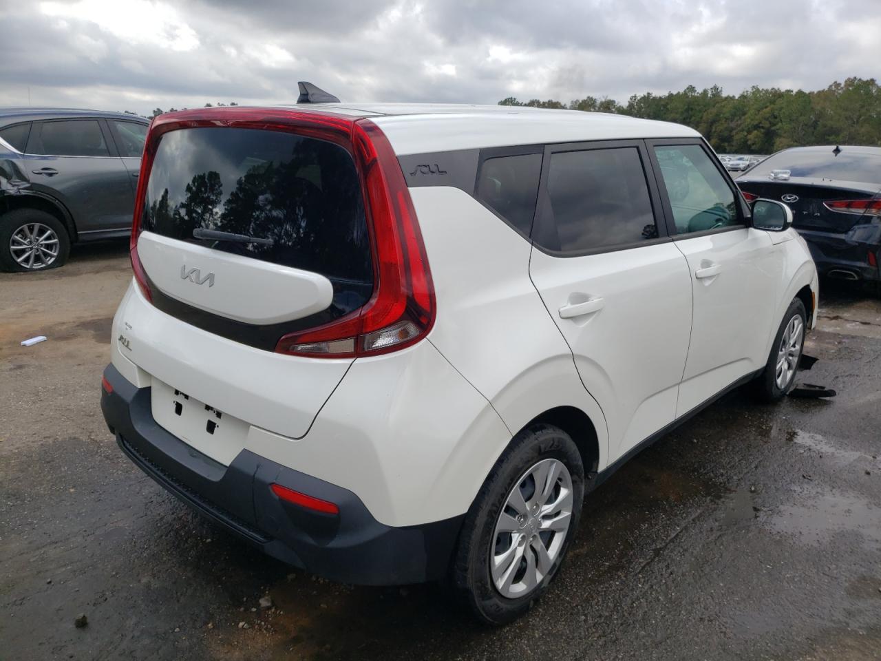 2022 KIA SOUL LX VIN:KNDJ23AU1N7800452