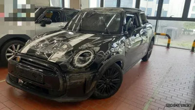 2023 MINI Cooper VIN: