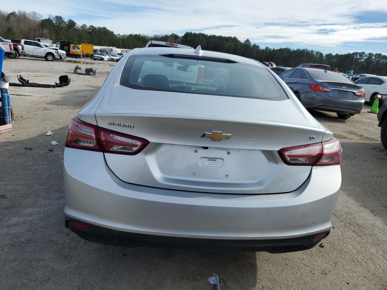 2022 CHEVROLET MALIBU LT VIN:1G1ZD5ST2NF143920