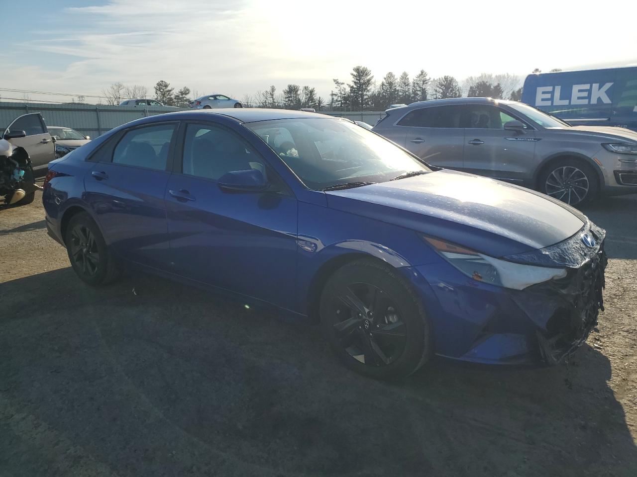 2023 HYUNDAI ELANTRA SEL VIN:5UXTR7C50KLF29583