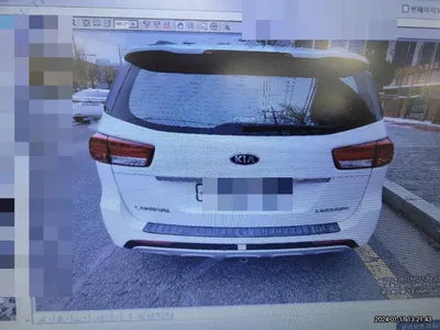 2016 Kia Carnival VIN: