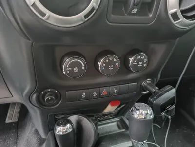 2017 Jeep Wrangler 1C4HJWFGXHL687165 VIN:1C4HJWFGXHL687165