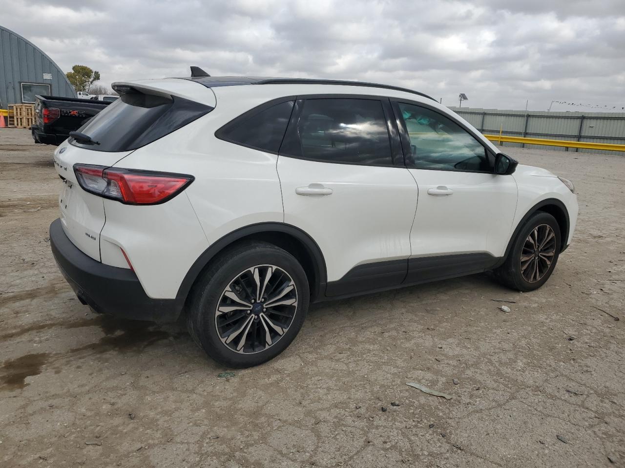 2022 FORD ESCAPE SE VIN:1FMCU9G69NUB51737