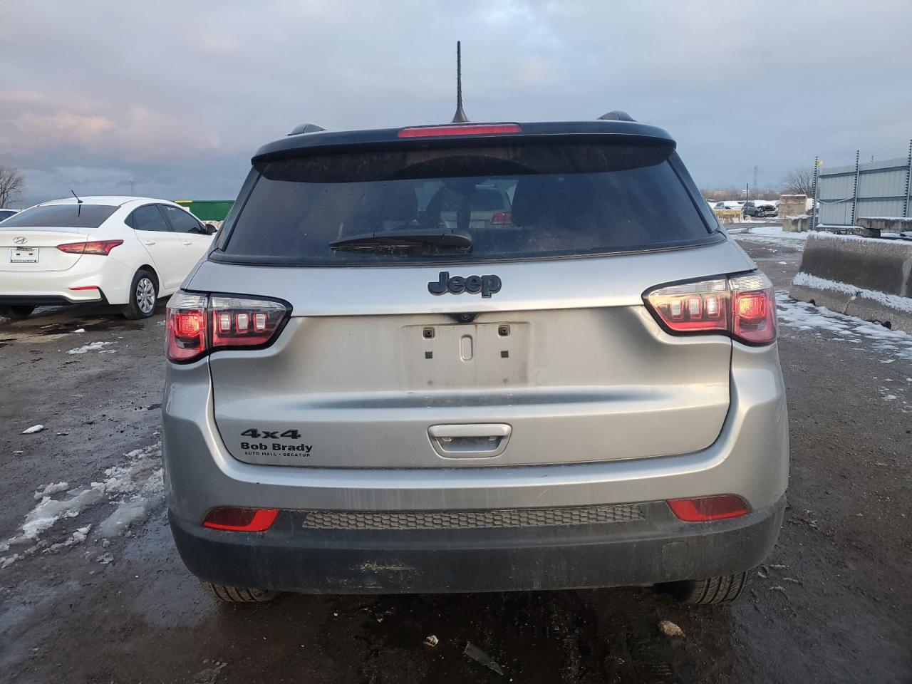 2024 JEEP COMPASS LATITUDE VIN:3C4NJDBN8RT591682