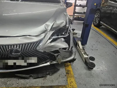 2019 Lexus ES 300 VIN: