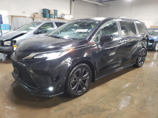2022 TOYOTA SIENNA XSE VIN:5TDXRKEC5NS132033