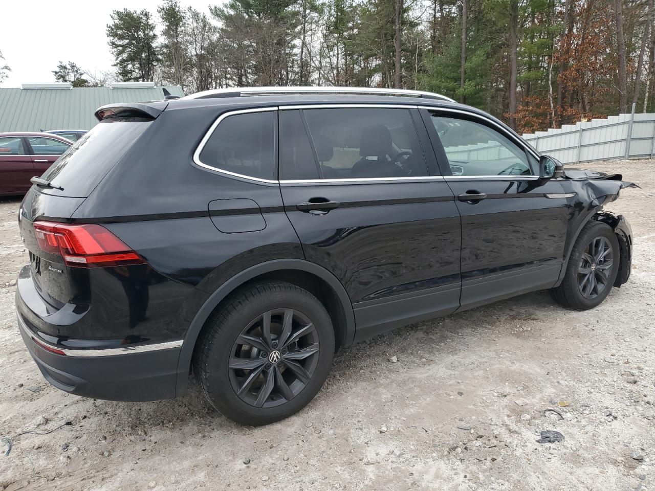 2024 VOLKSWAGEN TIGUAN SE VIN:3VVMB7AX2RM074869