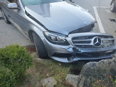 2015 Mercedes-Benz C 220 VIN: