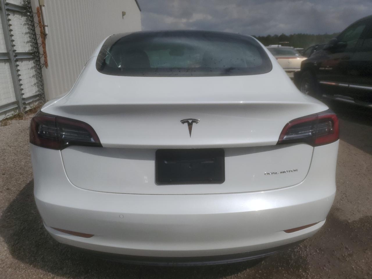 2022 TESLA MODEL 3  VIN:5YJ3E1EB2NF199009