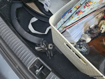 2016 Mercedes-Benz C 200 VIN: