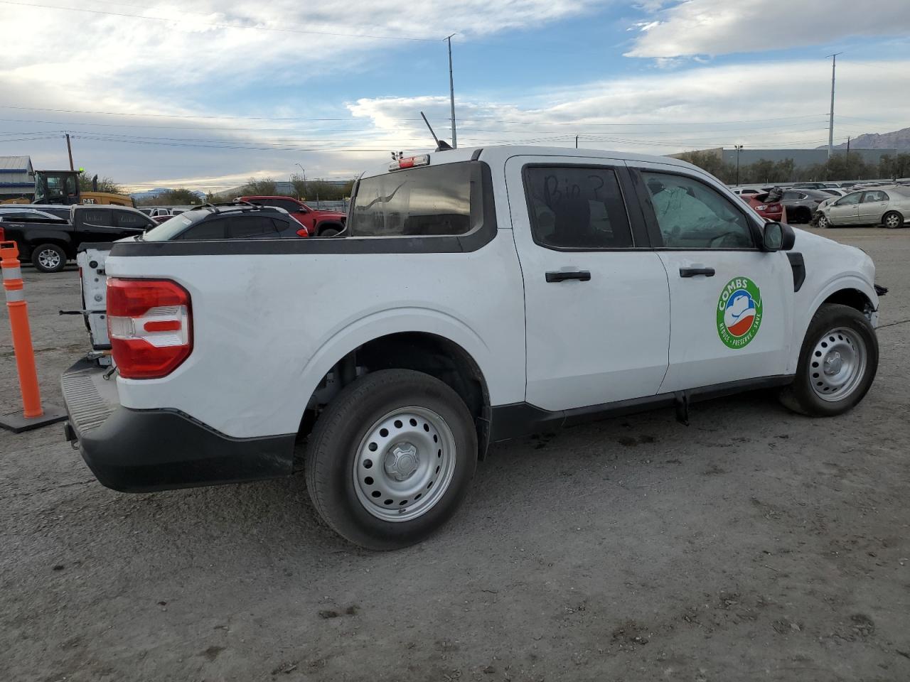 2024 FORD MAVERICK XL VIN:3FTTW8A32RRB32385