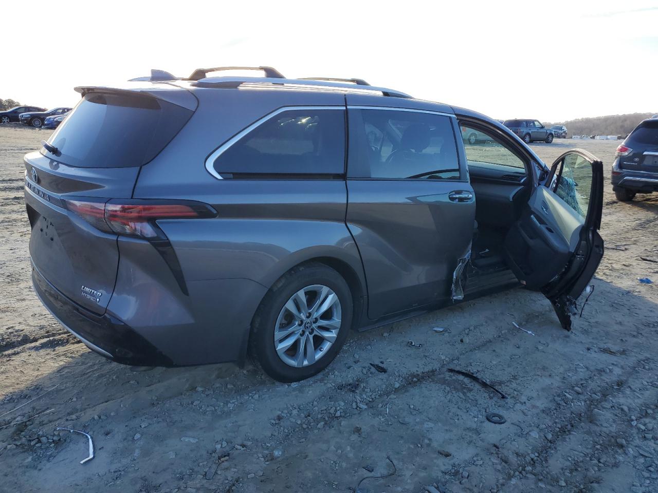 2022 TOYOTA SIENNA LIMITED VIN:5TDZSKFC6NS050288