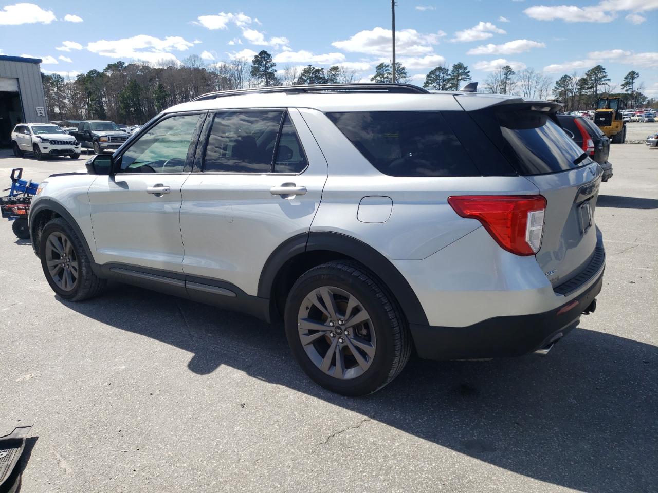 2023 FORD EXPLORER XLT VIN:1FMSK7DH7PGB08172