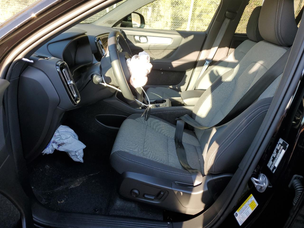 2024 VOLVO XC40 CORE VIN:YV4L12UK5R2334069