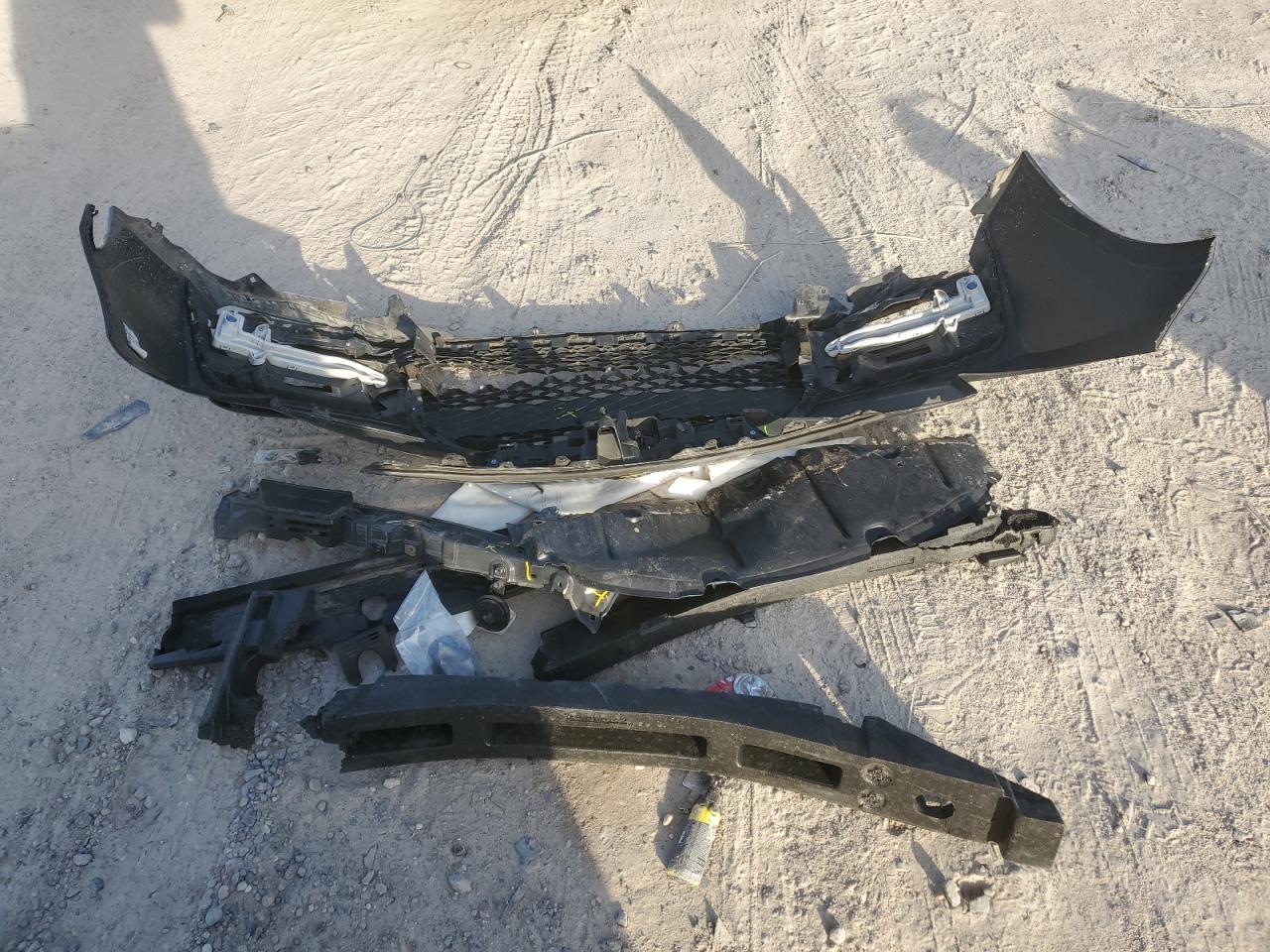 2024 TOYOTA COROLLA SE VIN:5YFS4MCE2RP181987