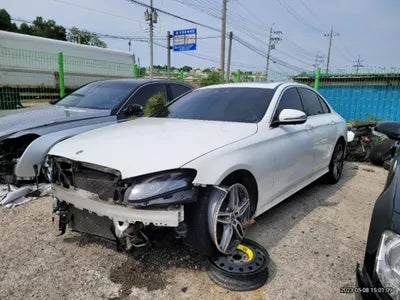 2018 Mercedes-Benz E 300 VIN: