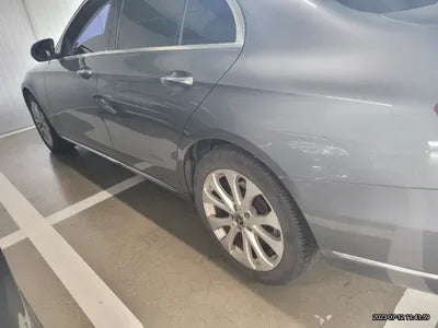 2018 Mercedes-Benz E 300 VIN: