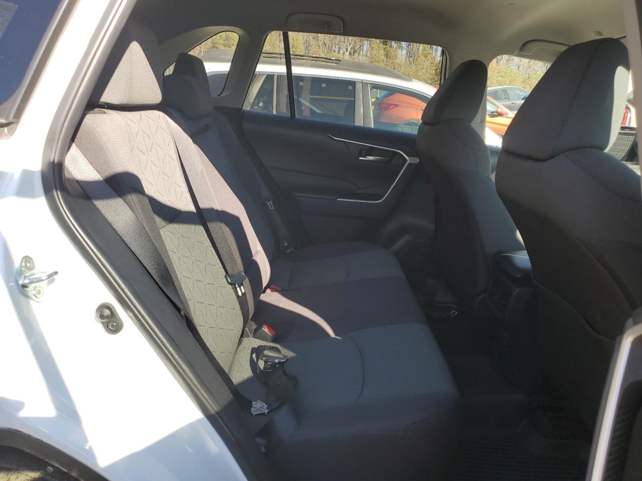 2023 TOYOTA RAV4 XLE VIN:2T3P1RFV0PC344745