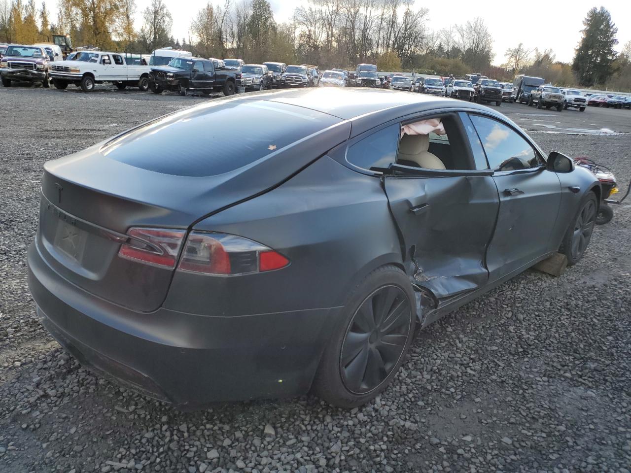 2022 TESLA MODEL S  VIN:5YJSA1E56NF462815