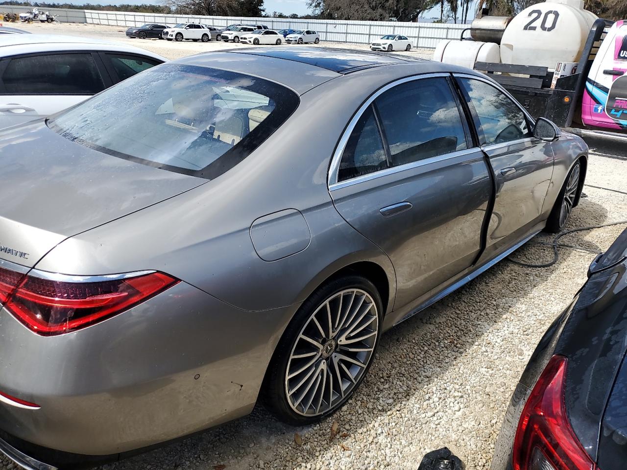 2022 MERCEDES-BENZ S 500 4MATIC VIN:W1K6G6DB8NA090008