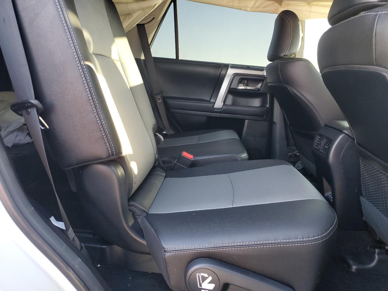 2023 TOYOTA 4RUNNER SE VIN:JTENU5JR1P6182251