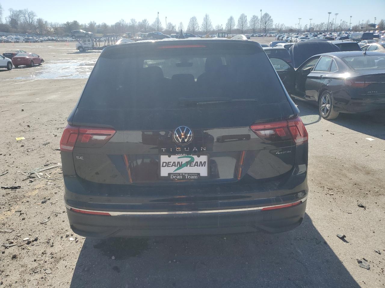 2024 VOLKSWAGEN TIGUAN SE VIN:3VV2B7AX8RM122320