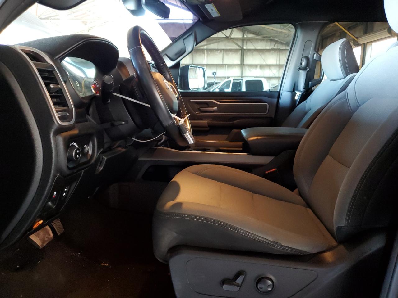 2022 RAM 1500 BIG HORN/LONE STAR VIN:1C6RREFT9NN142943