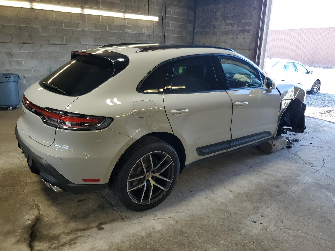 2024 PORSCHE MACAN BASE VIN:WP1AA2A51RLB02537