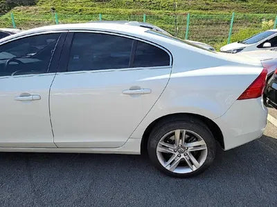 2014 Volvo S60 VIN: