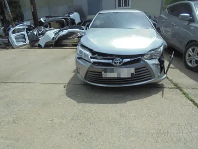 2016 Toyota Camry VIN: