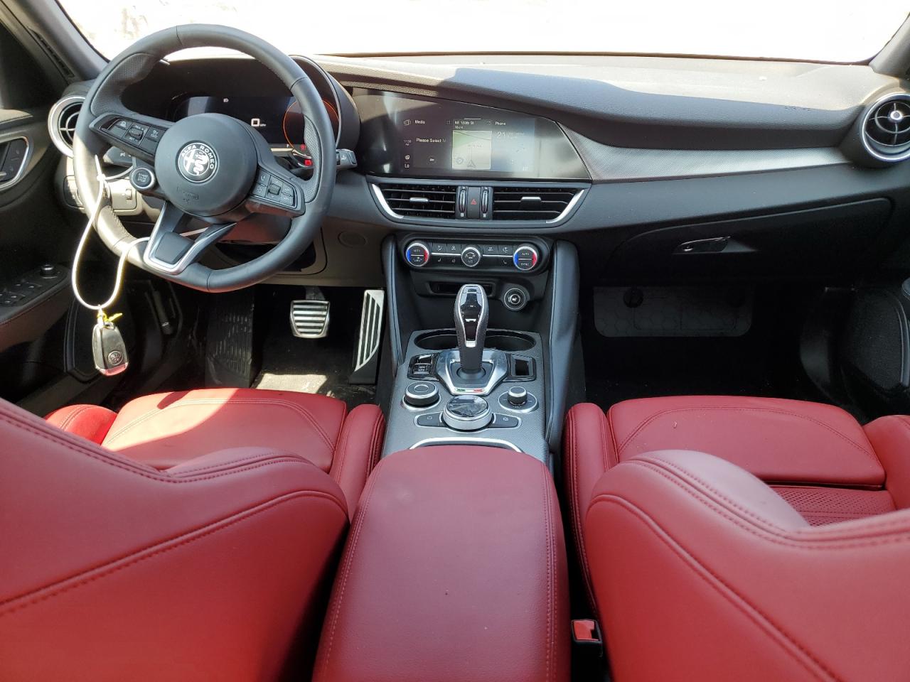 2024 ALFA ROMEO GIULIA TI VIN:ZARFAMBN8R7683082