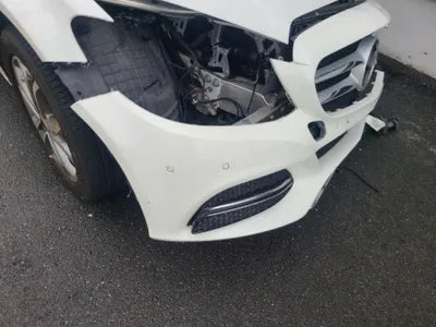 2015 Mercedes-Benz C 200 VIN: