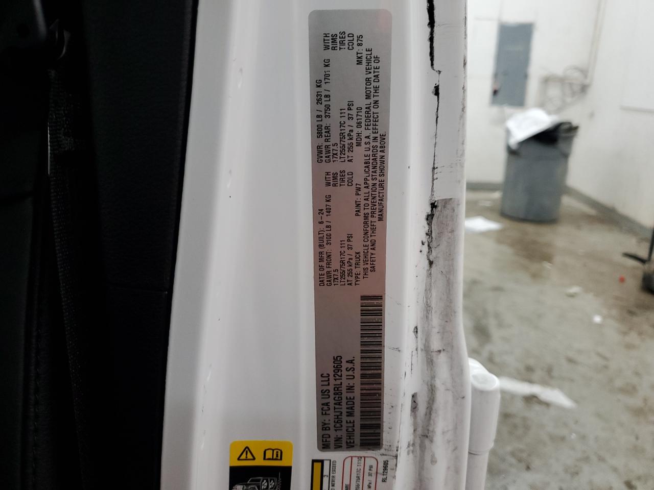 2024 JEEP GLADIATOR SPORT VIN:1C6HJTAG8RL129605