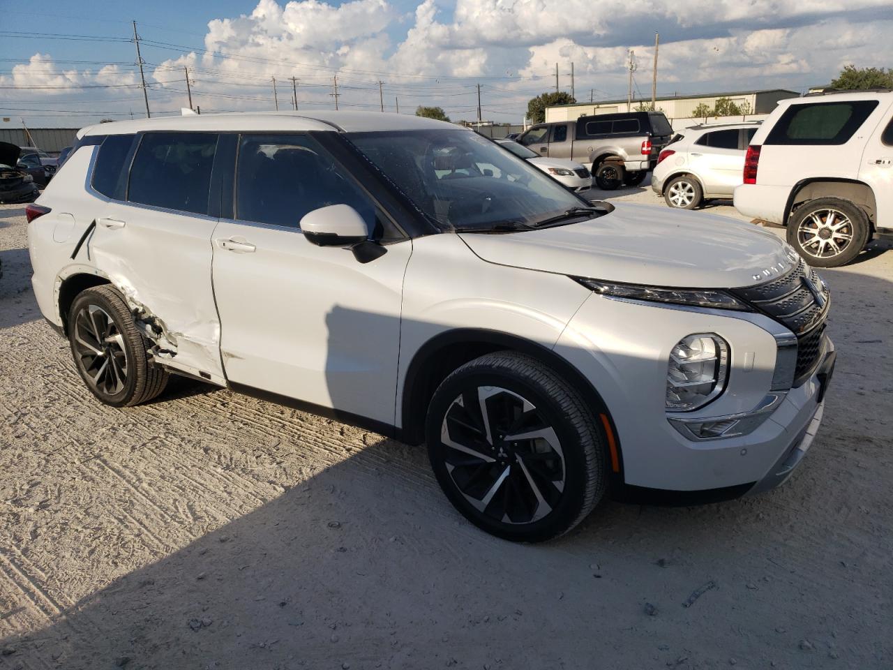 2022 MITSUBISHI OUTLANDER SE VIN:JA4J4UA88NZ017212