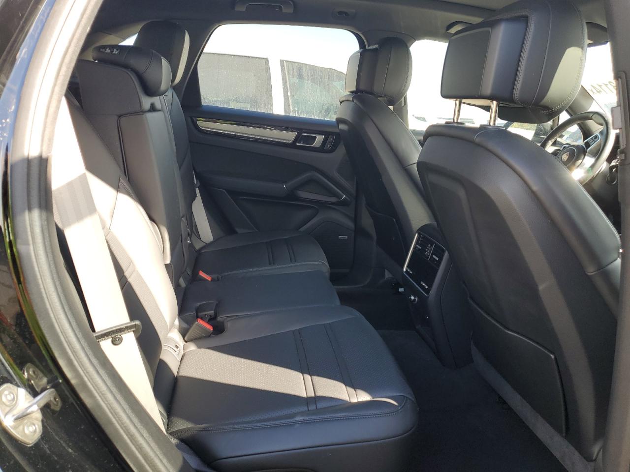 2022 PORSCHE CAYENNE  VIN:WP1AA2AY9NDA06959