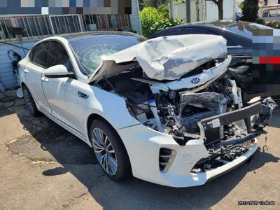 2015 Kia K5 VIN: